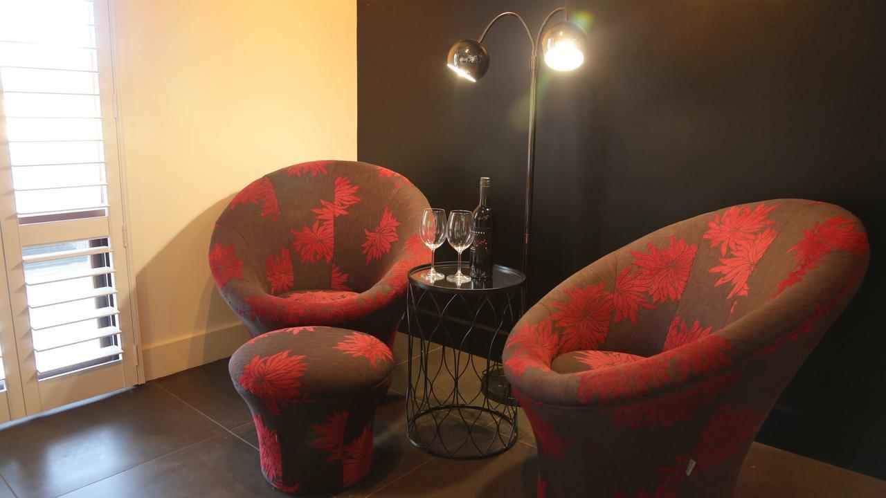 Irongate Studio B&B Mintaro ภายนอก รูปภาพ
